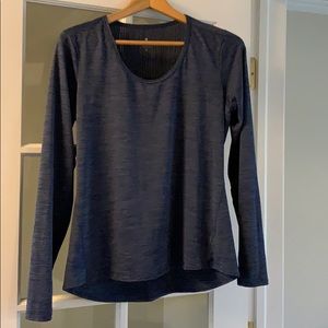 GUC Athleta workout shirt